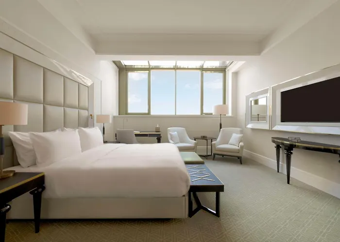 Parisi Udvar Hotel Budapest, Part Of Hyatt
