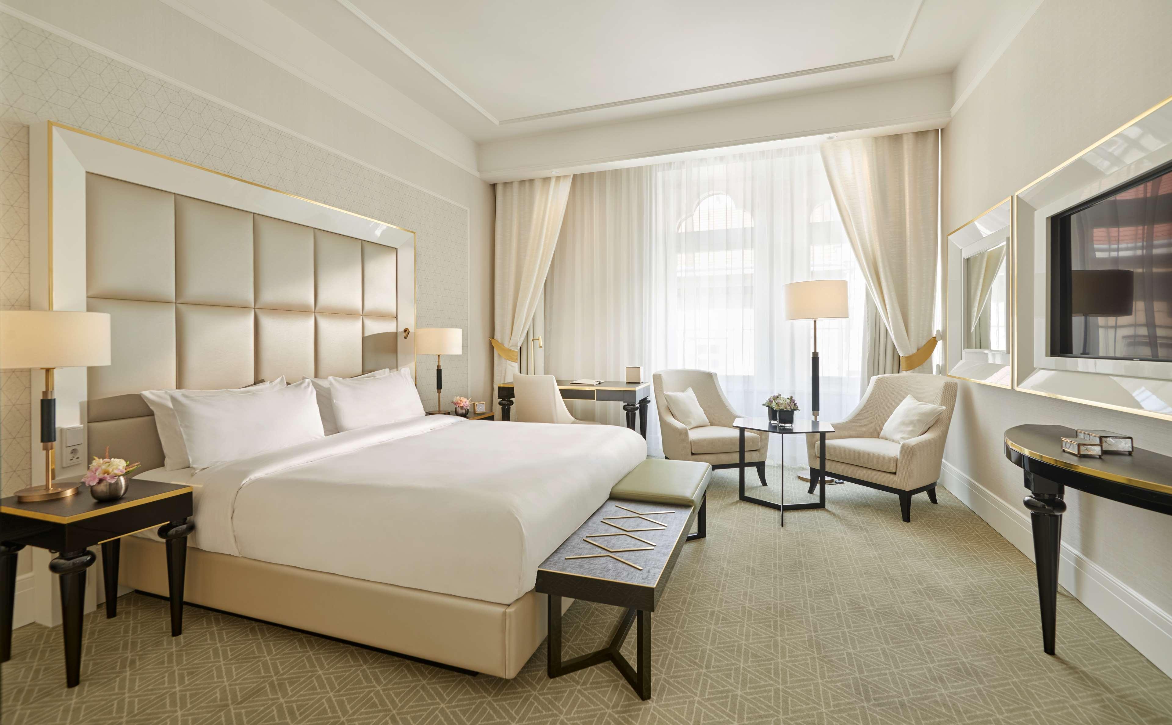 Hotel Parisi Udvar Budapest, Part Of Hyatt