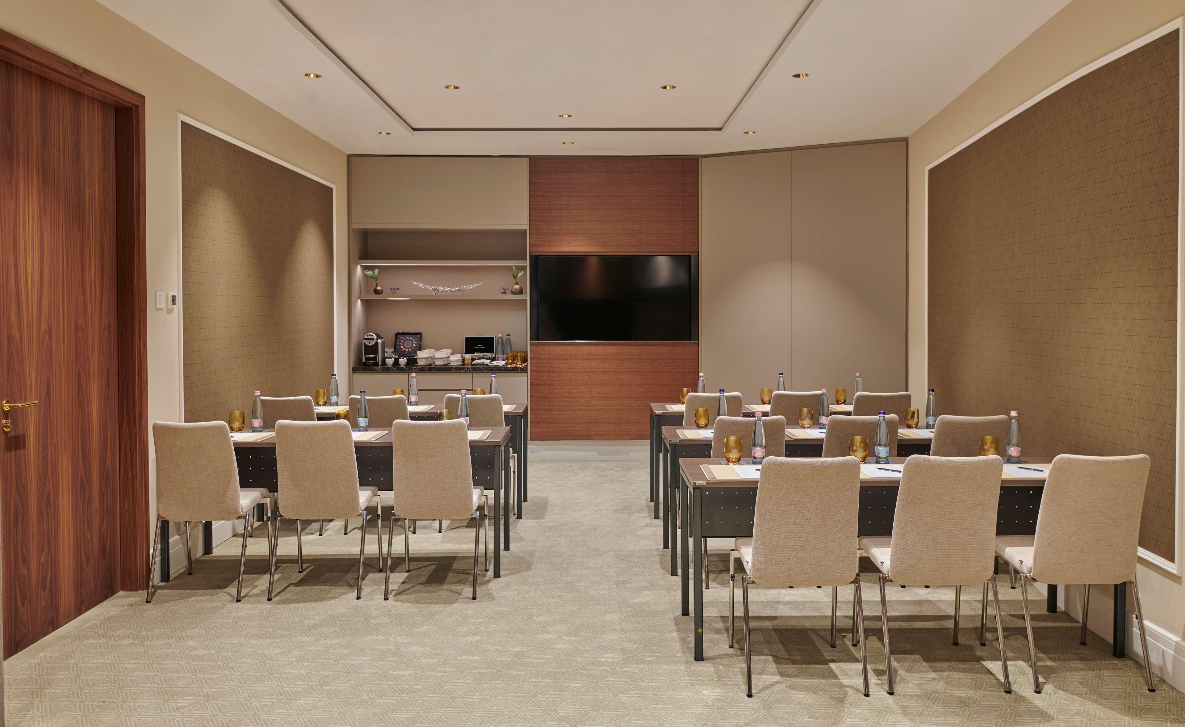 Parisi Udvar Budapest, Part Of Hyatt 5* Budapeszt