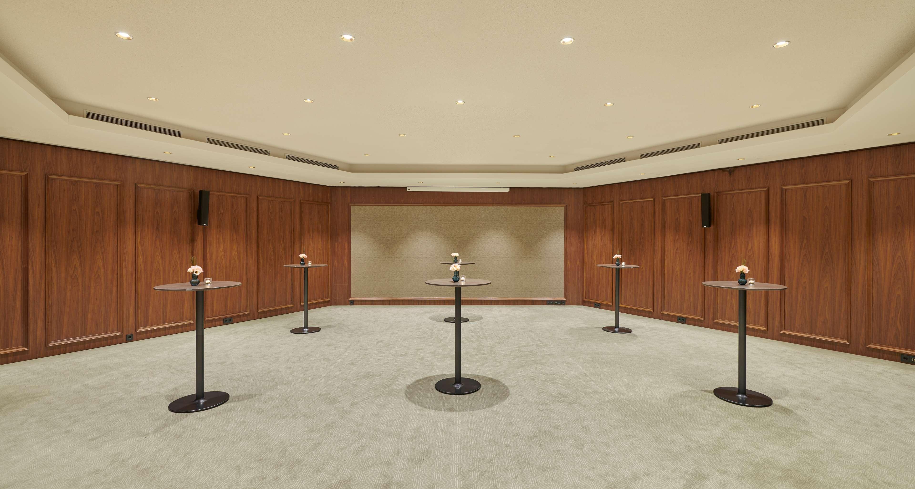 Parisi Udvar Budapest, Part Of Hyatt 5*