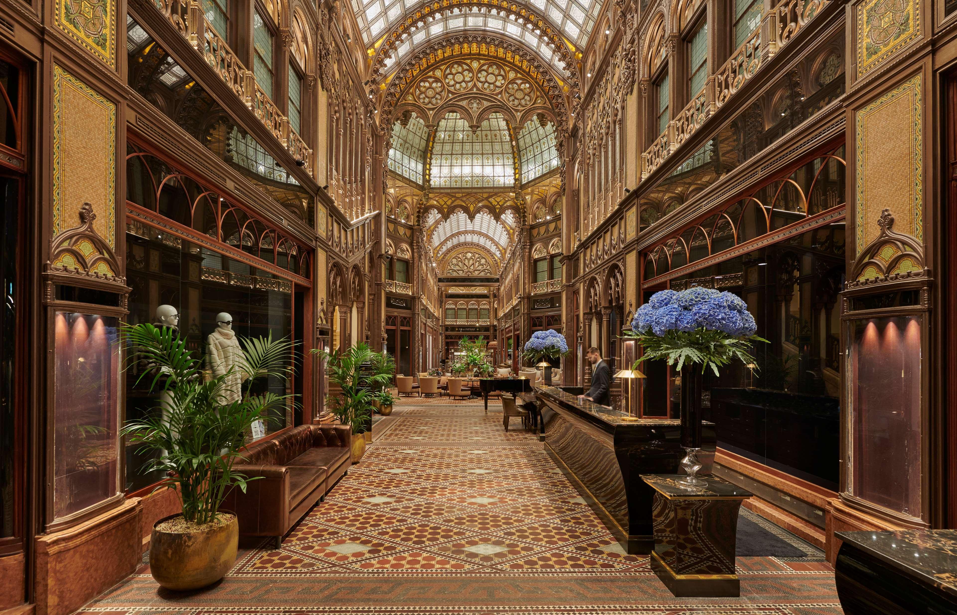 Parisi Udvar Budapest, Part Of Hyatt 5* Budapesta