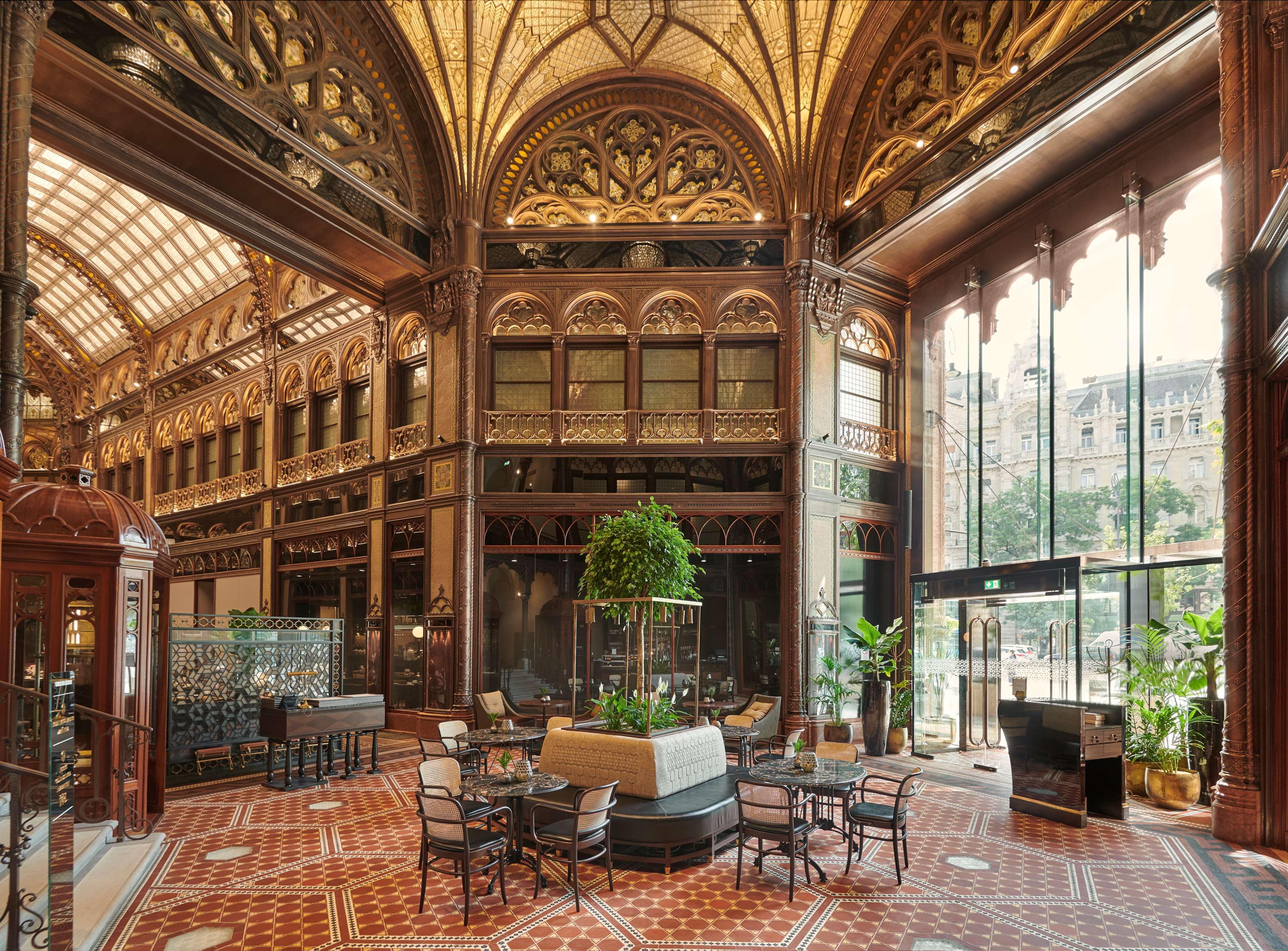 Hotel Parisi Udvar Budapest, Part Of Hyatt 5*